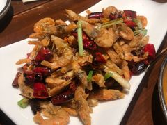香炸小河虾-Local泰莲庭(虹鳟鱼店)