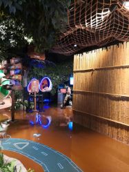 -奇幻丛林(佛罗伦萨小镇店)