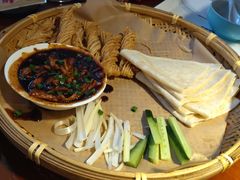 -魏铭鱼头捞饭(晋阳路店)