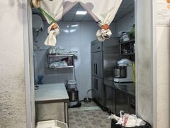 -雀食面包店(钟楼店)