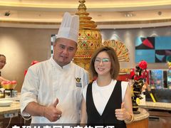 -咖啡苑自助餐厅·中国大饭店