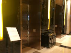 -上海龙之梦万丽酒店