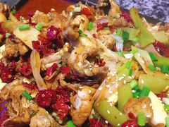 怪椒平锅蛙-蛙舍·炭烧牛蛙(东百中心店)