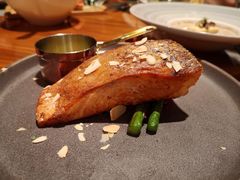 -杭州西子湖四季酒店-WL BISTRO西湖餐厅(灵隐路店)