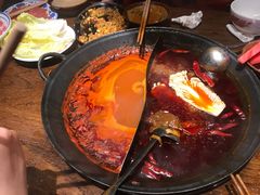 -萍姐火锅·公路夜市(武汉首店)