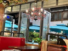 -春天里餐厅·云南创意菜特色美食(束河店)