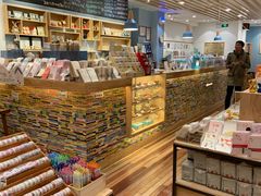 -猫的天空之城概念书店(印象城购物中心店)