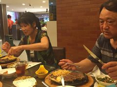 -豪客来牛排(人民东路店)
