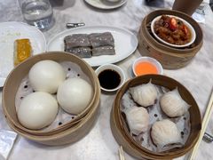 -香港百合居(LCM置汇旭辉广场店)