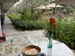 -ommo cafe(半岛城邦店)