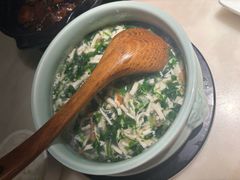 莼菜银鱼羹-吴越荣记苏州菜·松鼠桂鱼(月光码头店)