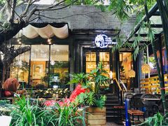 -樾餐厅泰式海鲜火锅(民歌湖店)