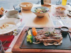-海维克牛排馆HIGHWIC(右岸环宇坊店)