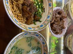 -金杨拉面王小吃面馆·牛三宝面·红烧牛肉粉
