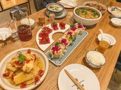 -山楂树融合菜餐厅