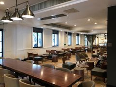 大堂-星巴克臻选(广州沙面店)