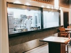 -大城小院饭店(博隆广场虹桥店)