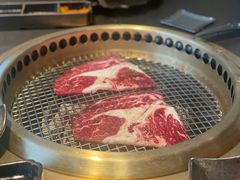 -铭牛烧肉·和牛海鲜自助(高新月牙湖店)