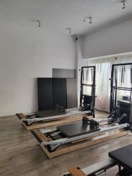 -无界瑜伽普拉提