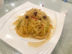 -巴扎美食·新疆菜·西域歌舞表演餐厅(新疆大厦店)