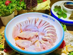 -渔珺石锅鱼·云南菜(天泽街店)