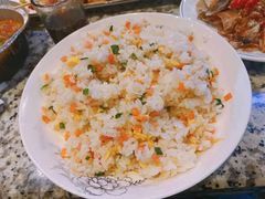 扬州炒饭-夜猫子串吧·龙虾.江西小炒(万塘路店)
