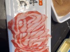 -魁牛·潮汕牛肉自助火锅(沈辽路万达店)