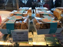 面包甜点陈列柜-名咖坊(苏州北站店)