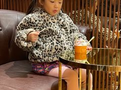 -VENCHI 闻绮(上海佛罗伦萨小镇店)