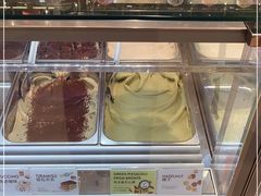 -VENCHI 闻绮(广州太古汇店)