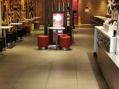 大堂-麦当劳(汉口火车站候车室店)