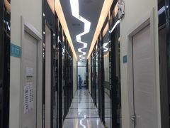 -雅致口腔门诊部(五羊邨地铁店)