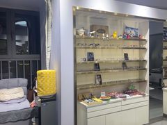 -视野联行眼镜•蔡司•依视路(温江店)