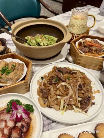 真的绝绝子！干炒牛河：河粉爽滑劲道，牛肉片鲜嫩焦香