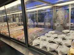 面包甜点陈列柜-LELECHA乐乐茶(新街口大洋店)