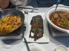 -三湘四水正宗湘菜(君峰路店)