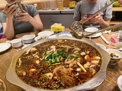 -乡土特色.冷锅鱼.牦牛肉汤锅