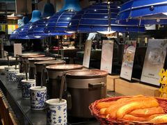 -怡咖啡海鲜自助餐厅(浦东香格里拉店)