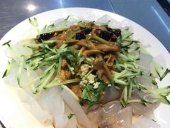 -屯老二农家铁锅炖·行业领军者(梅江店)