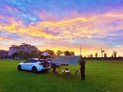 -TESLA 特斯拉(上海太古汇体验店)