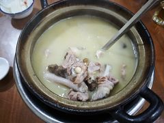 小煲老火风姜鸡汤-正宗高流河饭店原创风姜鸡