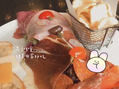 -WOLFGANG PUCK KITCHEN & BAR(迪士尼小镇店)