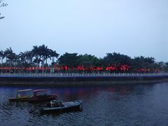 -万绿园