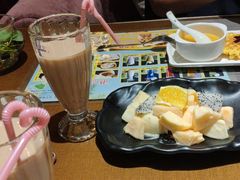 -戈尔登酒店·满堂彩咖啡厅