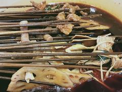 -拈签一笑黄牛肉辣卤串串