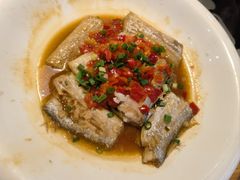 -茸梅路右拐龙虾-农家菜(松江店)