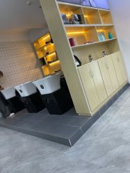 -Coo Hair salon