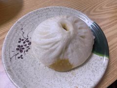 蟹黄肉包-迎扬春茶社(闻喜路店)