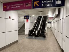 -蒙特利尔皮埃尔·埃利奥特·特鲁多国际机场