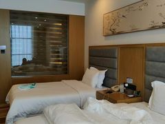 -兴芮温泉度假区